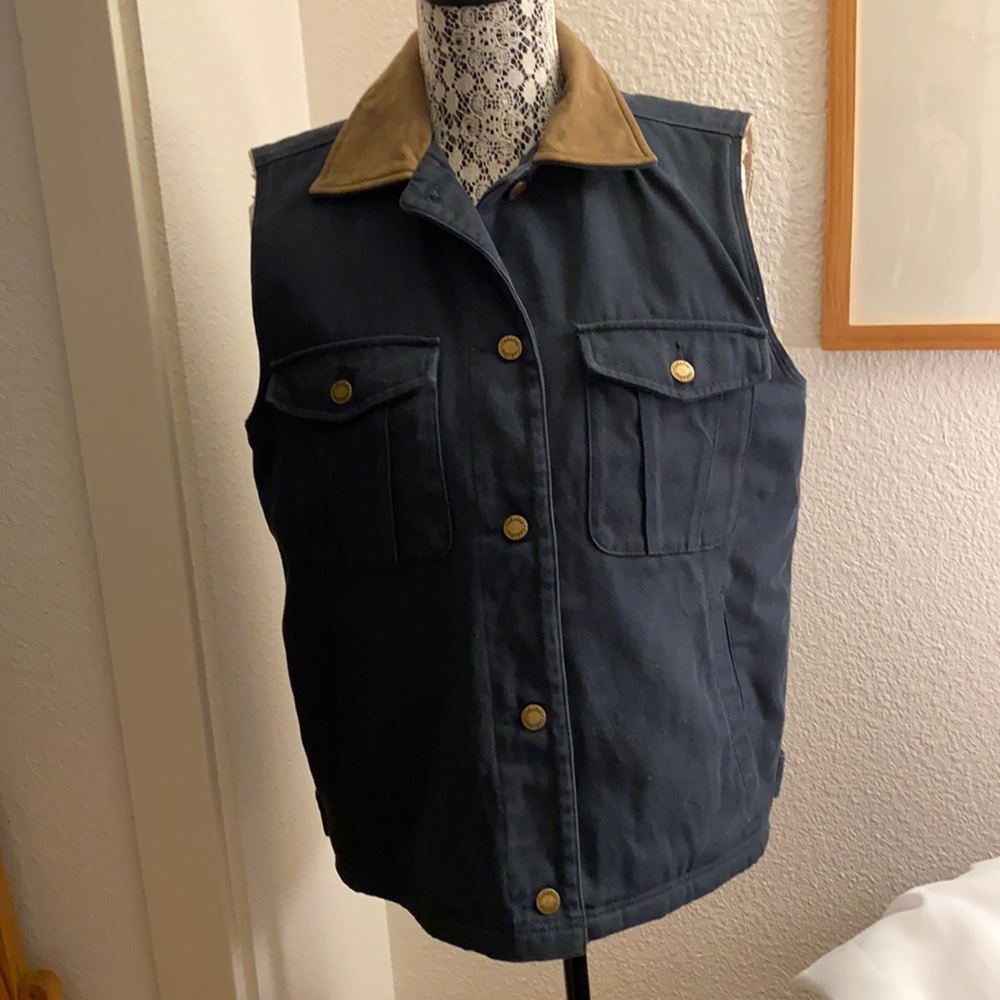 Cabela’s vest